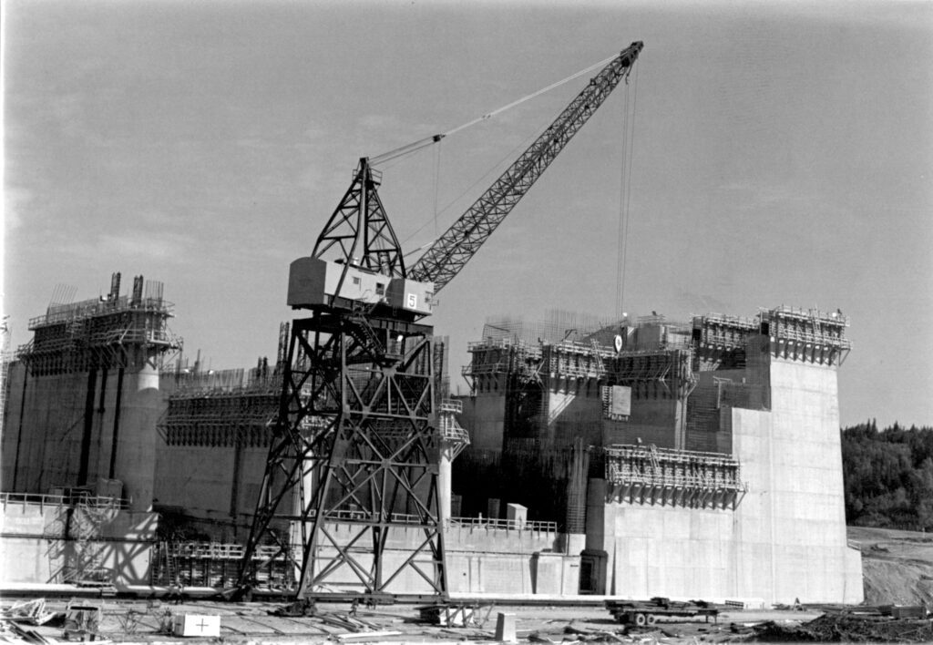 1983 – Nipawin Dam, Saskatchewan