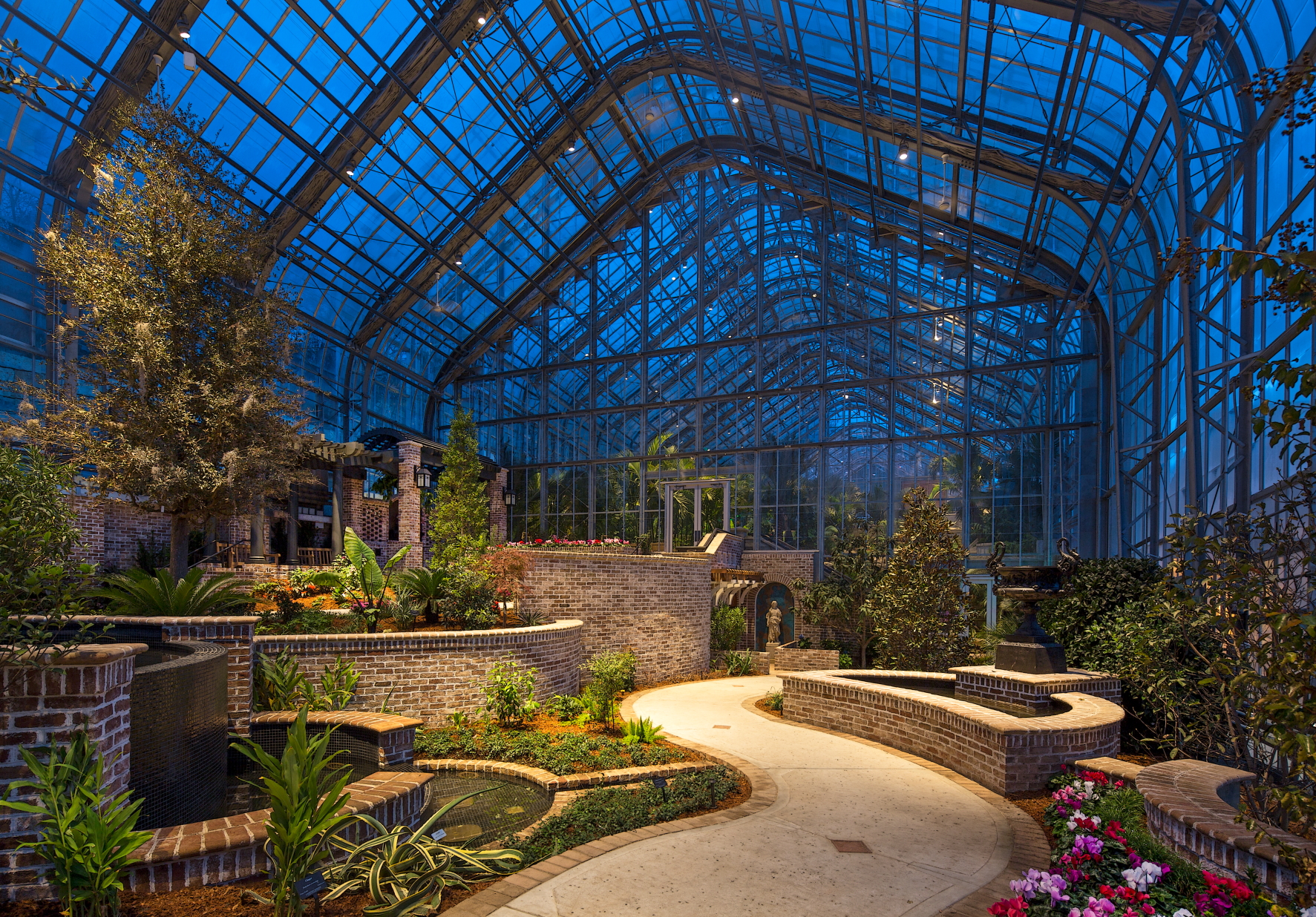 Lauritzen Gardens Conservatory