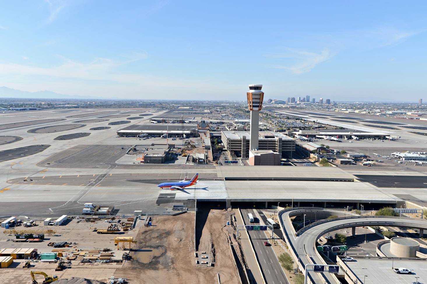 Phoenix Sky Harbor Control Tower Kiewit Corporation