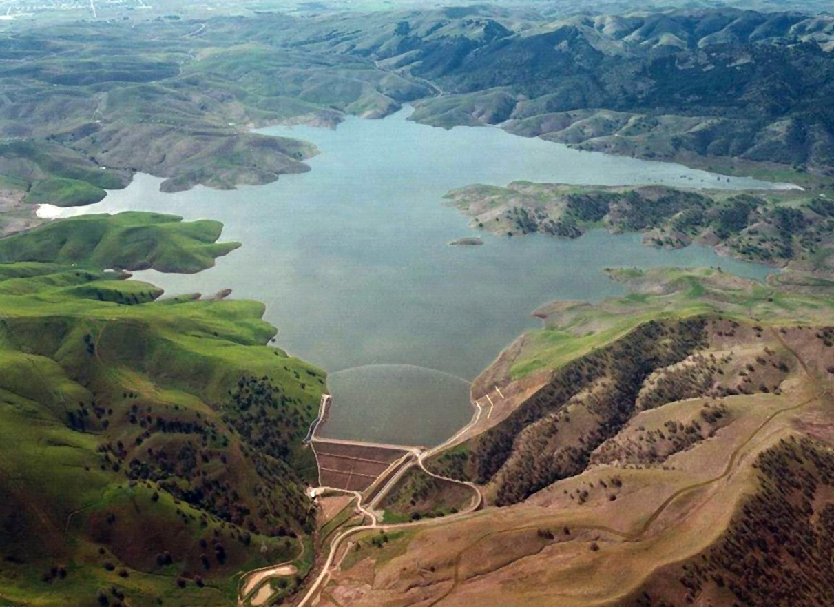 Los Vaqueros Dam