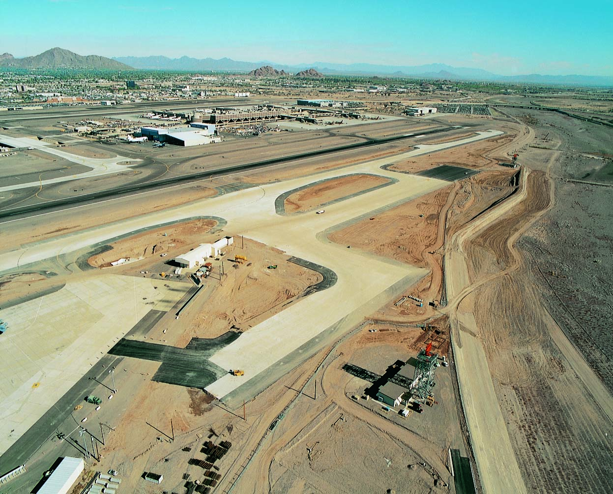 Phoenix Sky Harbor International Airport Third Runway