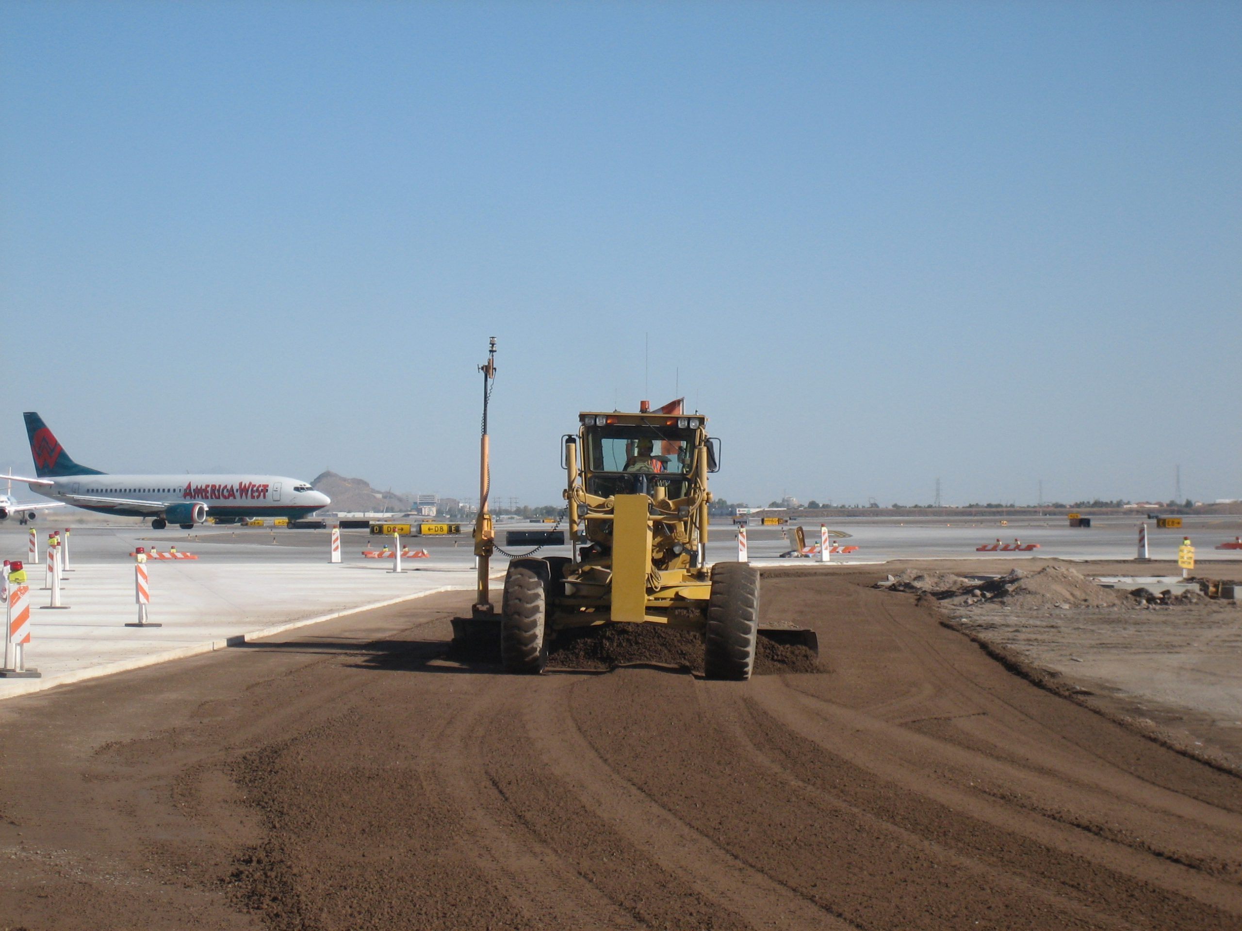 Phoenix Sky Harbor International Airport Taxiway D and E Reconstruction