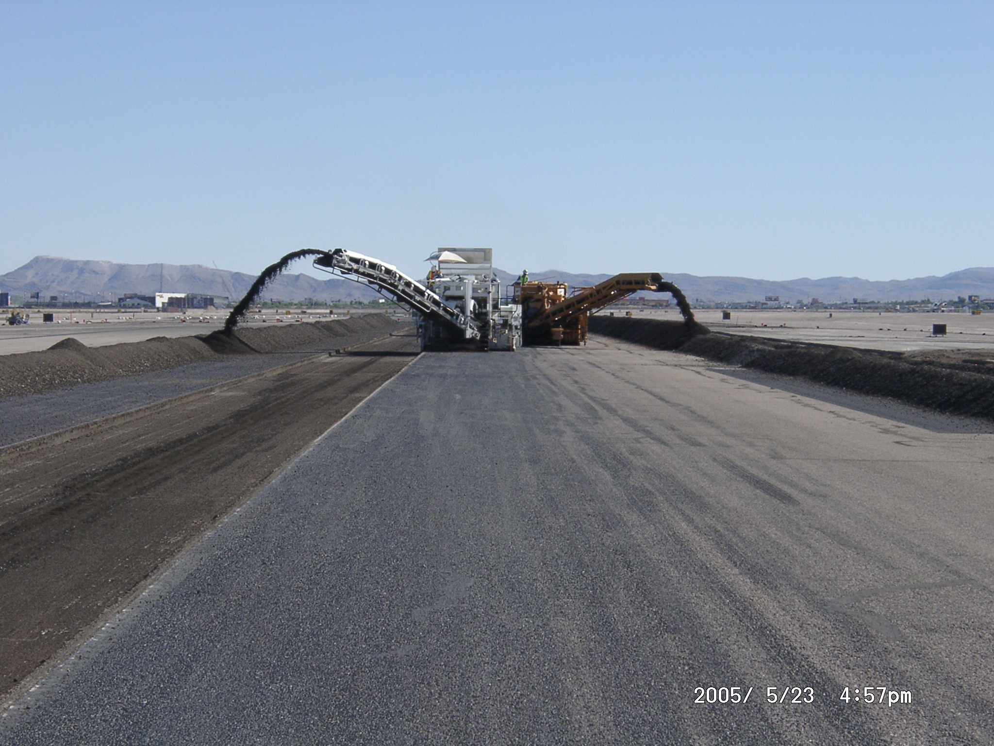 McCarran International Airport Runway 1R-19L and Taxiway D Reconstruction