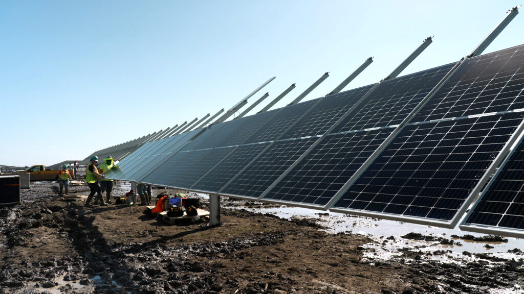 Samson Solar, Texas - The largest solar energy farm in the U.S.