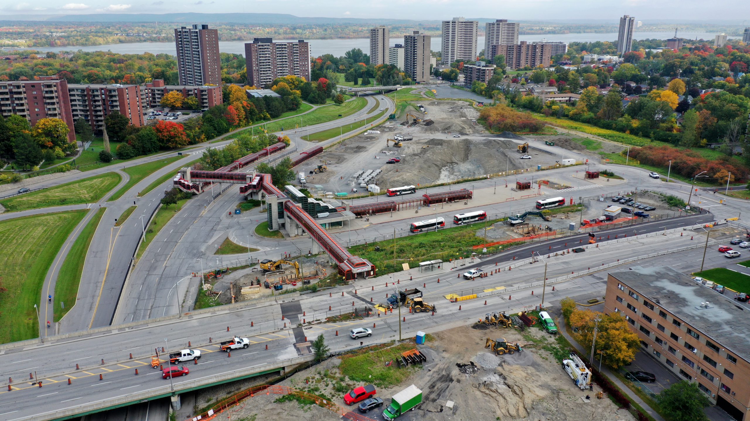 Ottawa LRT Stage 2, Ontario - The use of public transportation plays a critical role in reducing carbon emissions. In Ottawa, 77 percent of residents will be within 5 kilometers of rail once the Stage 2 project is complete.