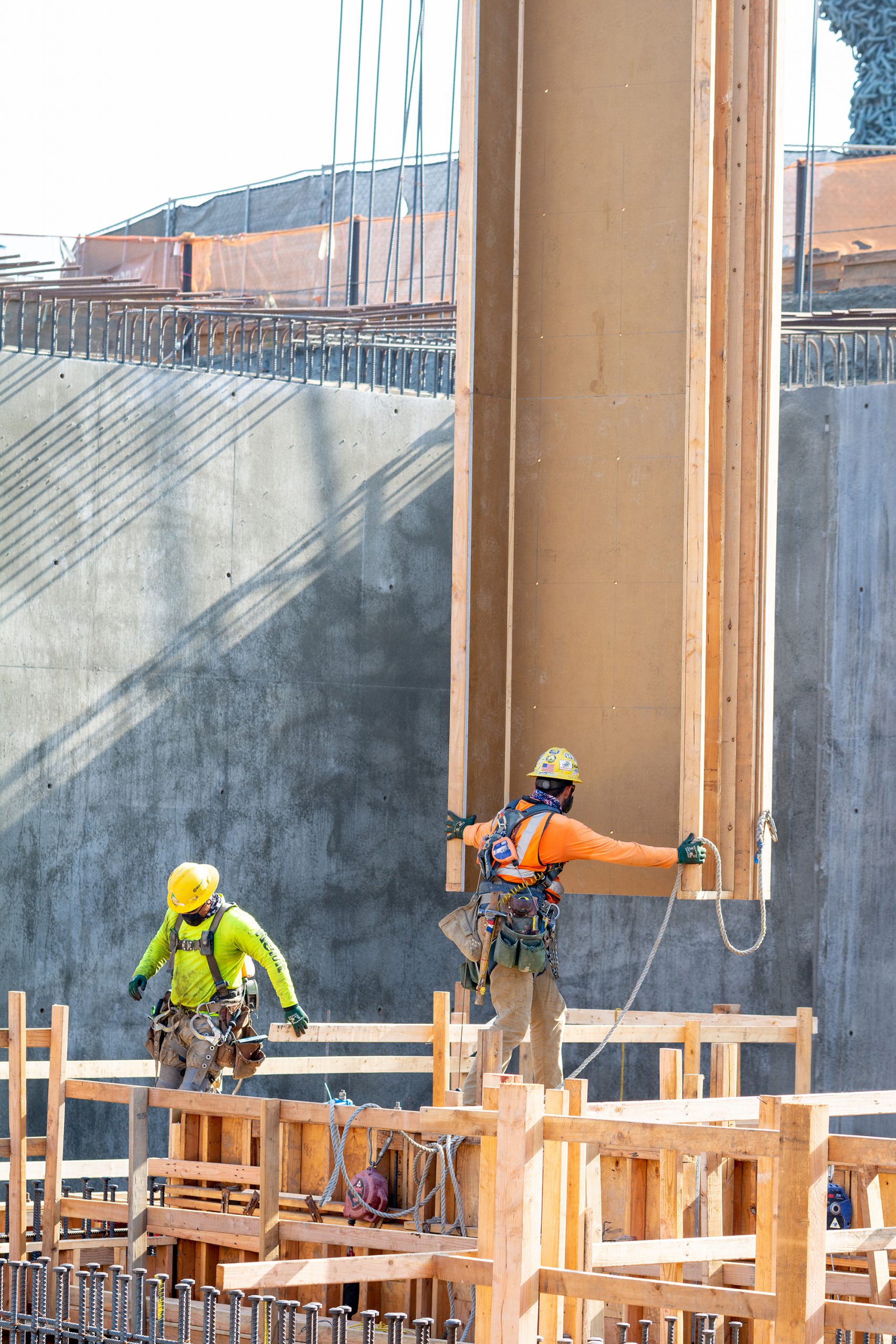The Sustainable Water Infrastructure Project (SWIP) included construction of a below-grade, advanced treatment facility to treat a blend of sewer and stormwater at the Santa Monica Civic Center lot.