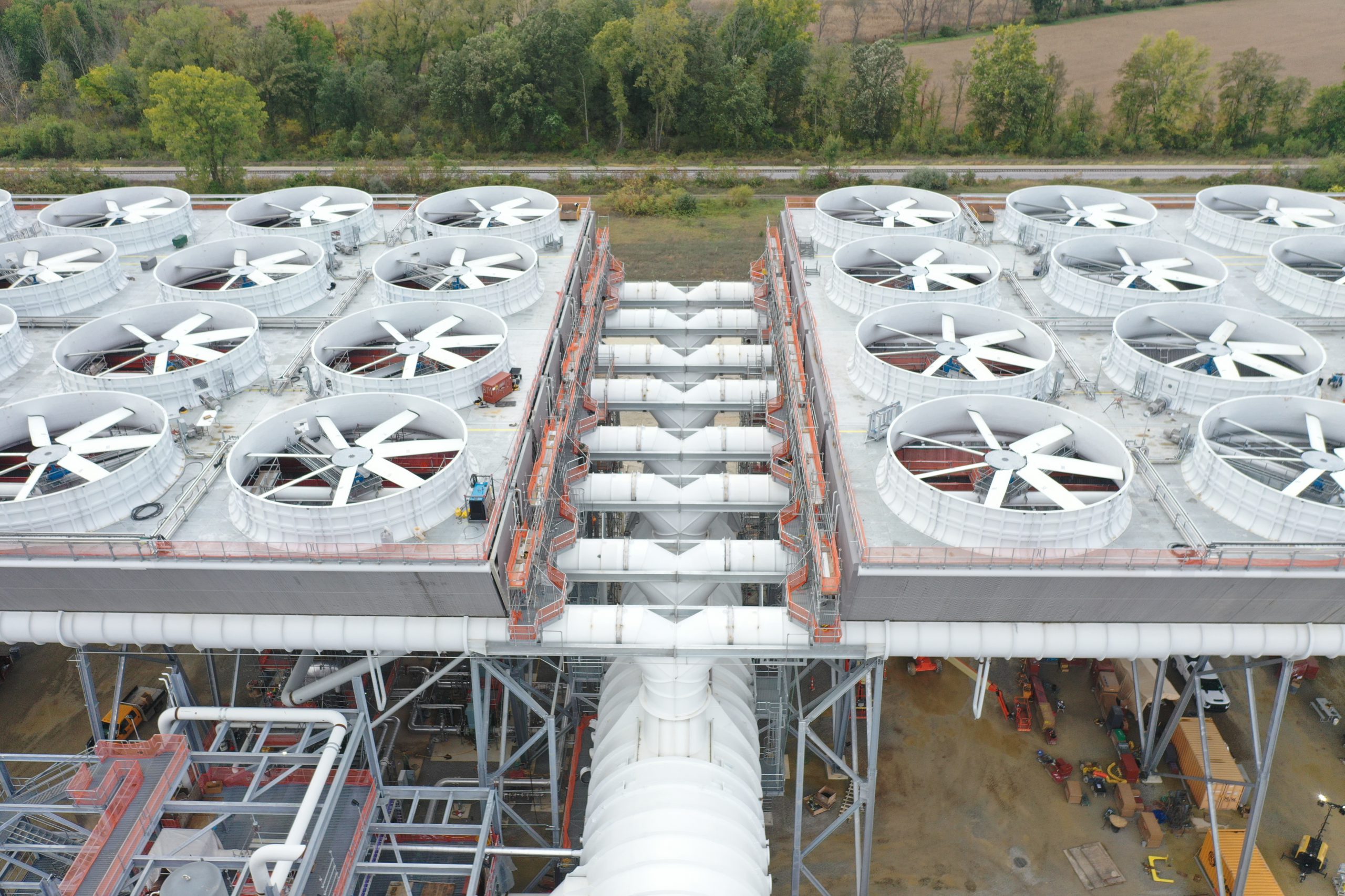 The steam distribution duct for the 47-cell Induced Draft Air Cooled Condenser (ACC) is 31 feet in diameter at its largest point. At full load, the duct distributes 2 million pounds per hour of steam to be condensed back into water.