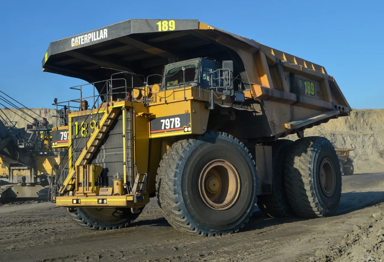 Cat 797 For Cover Page