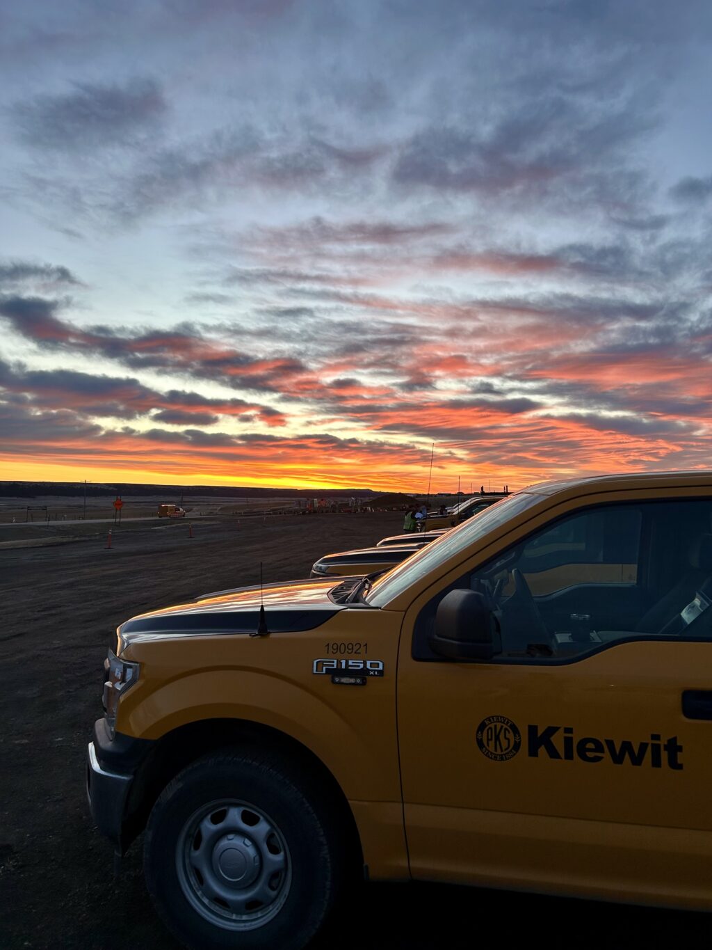 Set just off the highway and overlooking open ranchland, the project office became a regular stop for locals to ask questions and share their appreciation.