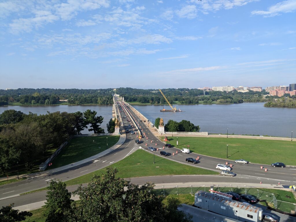 Kiewit’s rehabilitation of Arlington Memorial Bridge extended the life of the historic Potomac River crossing between the Lincoln Memorial and Arlington National Cemetery.